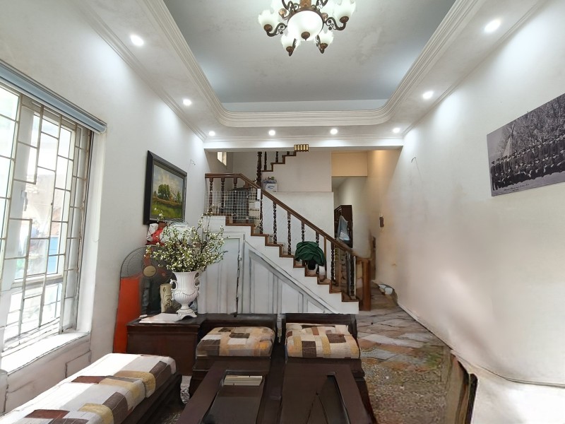 Bán nhà Hoàng Minh Đạo,Long Biên 4 tầng,70m,mt4.8m oto vào nhà nhỉnh 15 tỷ - Ảnh 3